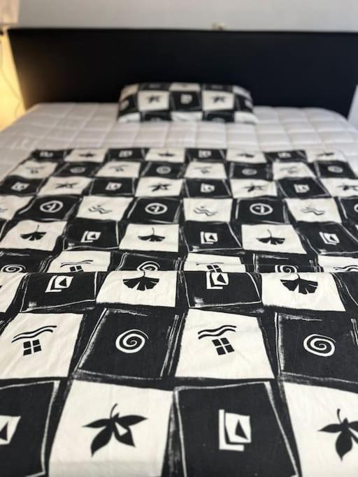 Gemuetliche 2 Zimmer Wohnung Bad Hersfeld Esterno foto